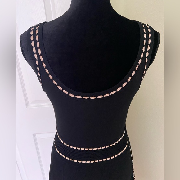 Alice + Olivia Sleeveless A-line Knit Dress - Picture 6 of 12